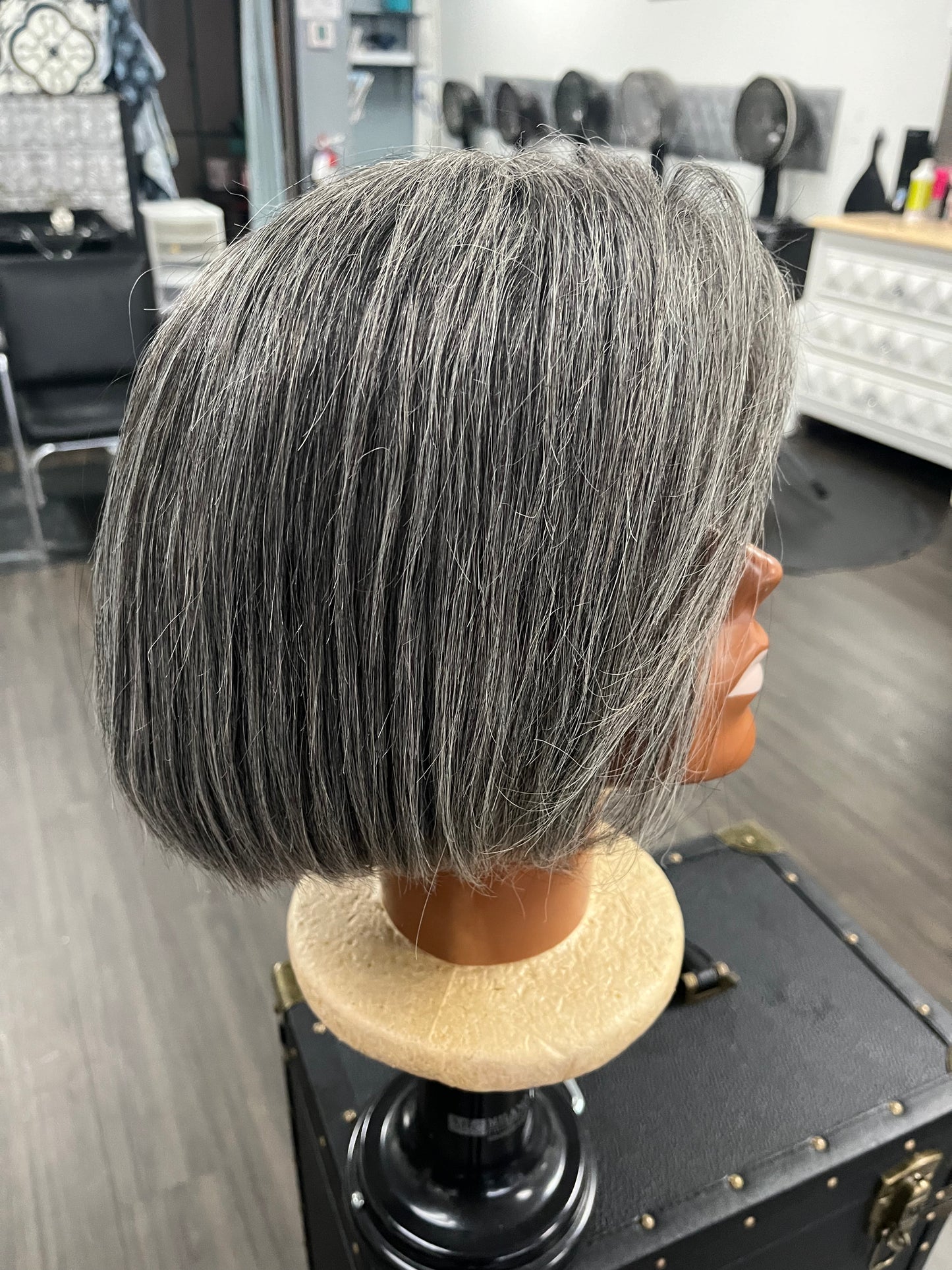 8' Straight Grey Bob