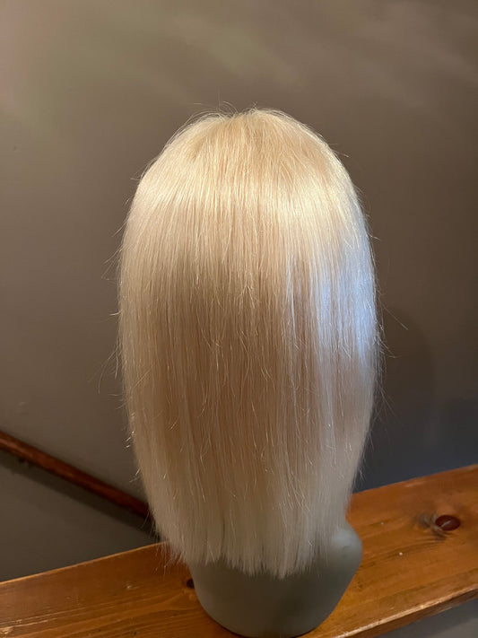 10' Blonde Bob